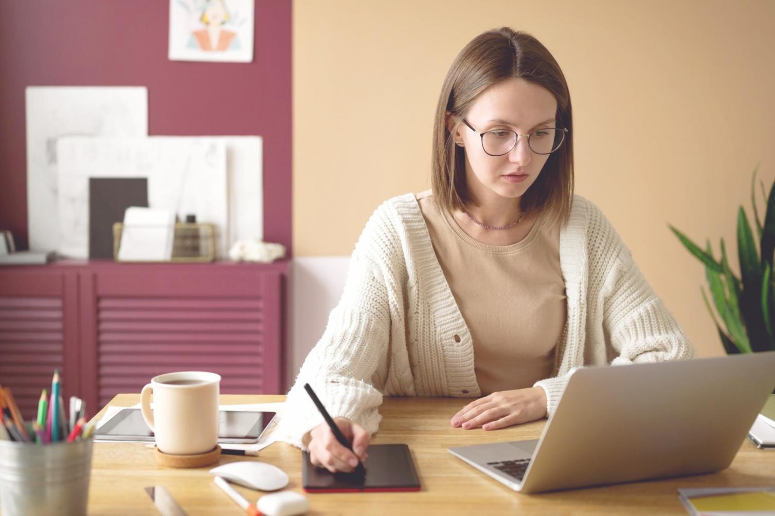 Strukturierte Finanzübersicht